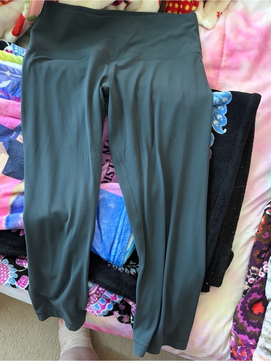 lululemon athletica Pants - Lululemon Align High Rise Crop In Deep Coal